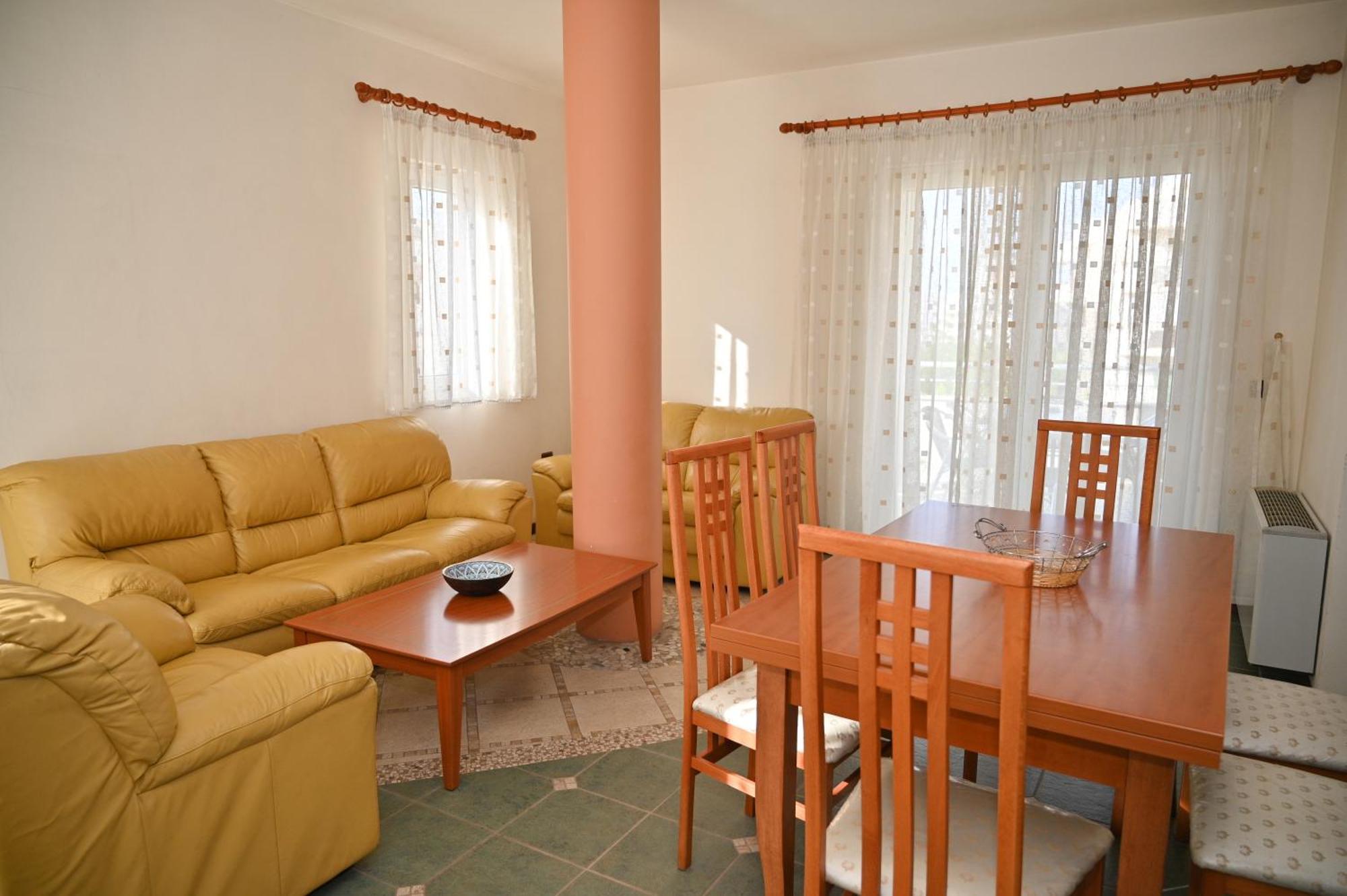 Hotel Vila Emes Durres Exterior photo