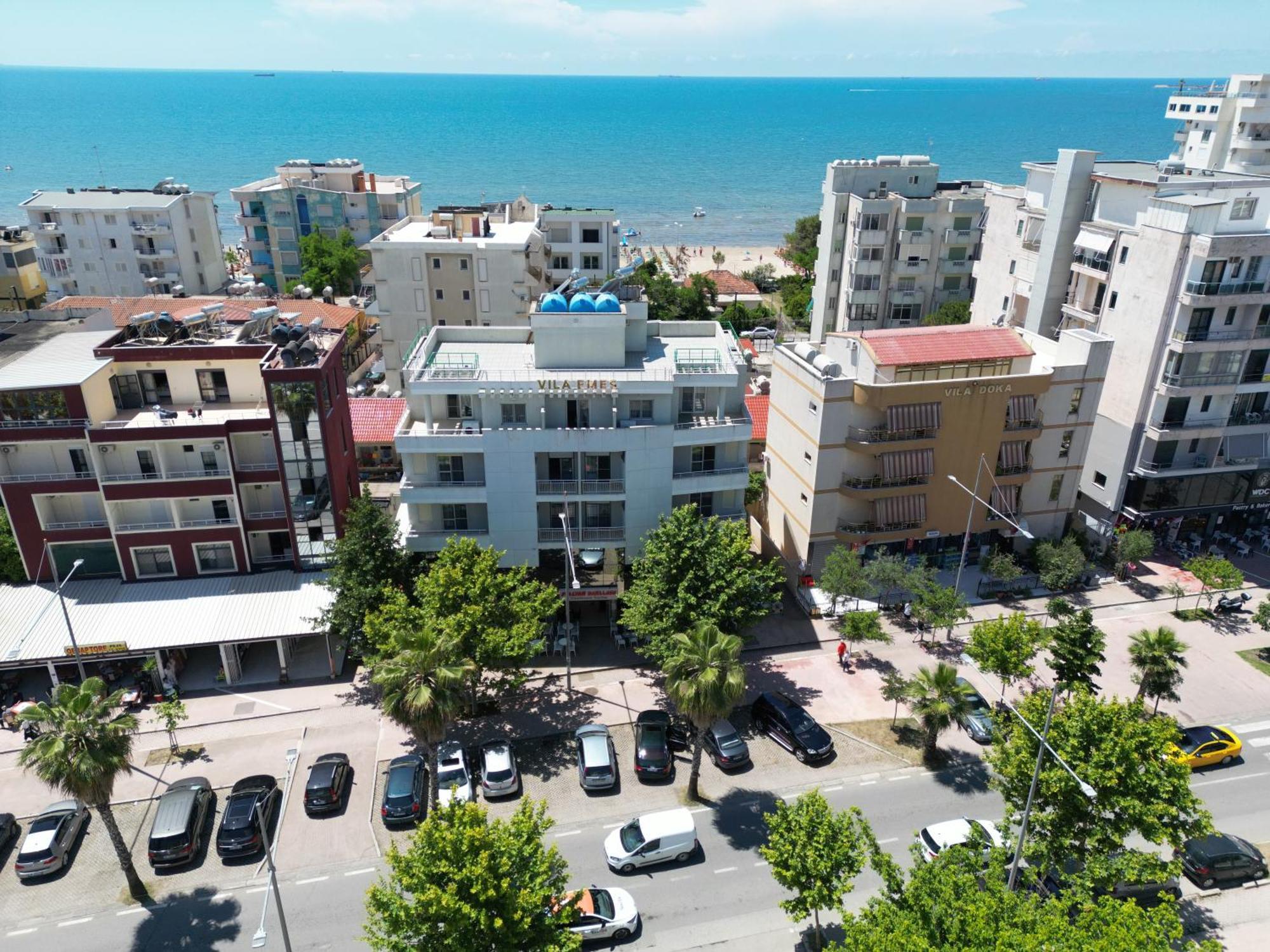 Hotel Vila Emes Durres Exterior photo